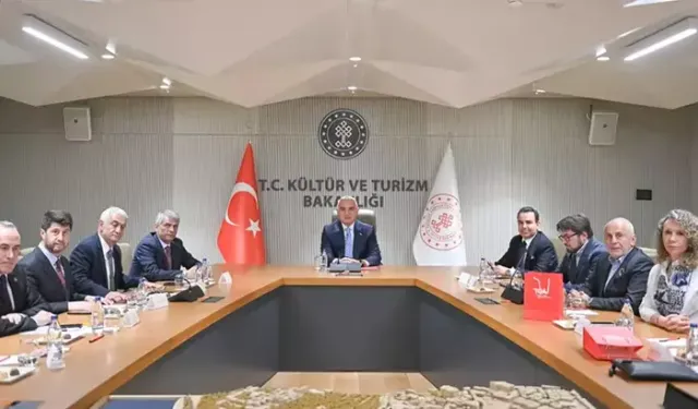 2026 turizm sezonu yol haritası ele alındı