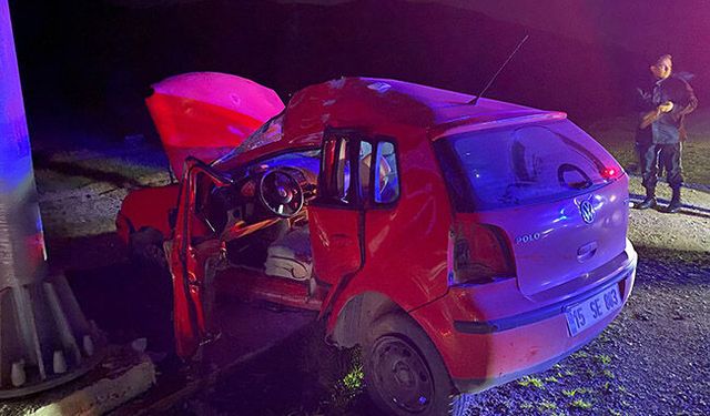 Burdur'da otomobil kontrolden çıktı