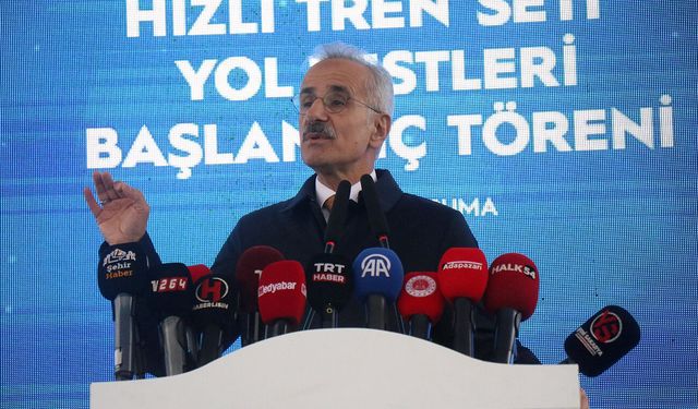 "225 kilometre hıza sahip milli elektrikli hızlı trenimizin yol testlerini bugün resmen başlatıyoruz"