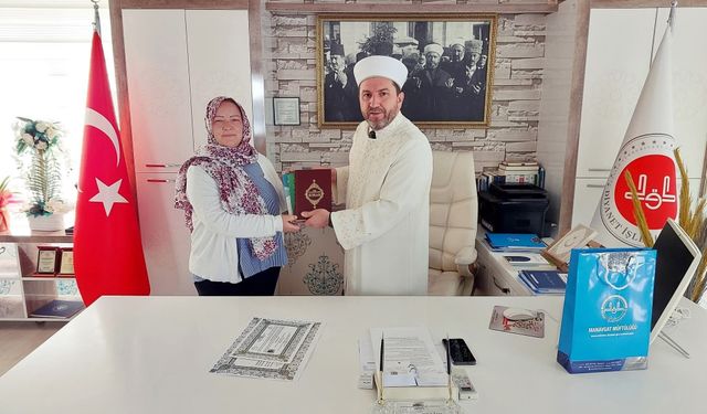 Alman kadın Kelime-i Şehadet getirerek Müslüman oldu