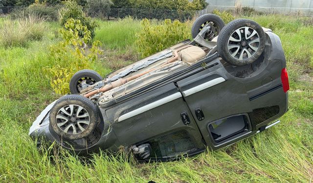 Gazipaşa'da otomobil takla attı