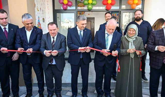 Hacı Nizamettin Demirel Camii ve Hacı Rabiye Demirel Kur'an Kursu hizmete açıldı