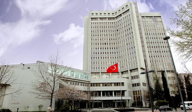 Yurtdışında yaşayan Türk vatandaşlarına "güvenlik" uyarısı