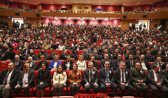 Büyükşehir'den İstiklal Marşı'nın 105'inci yılı kutlaması