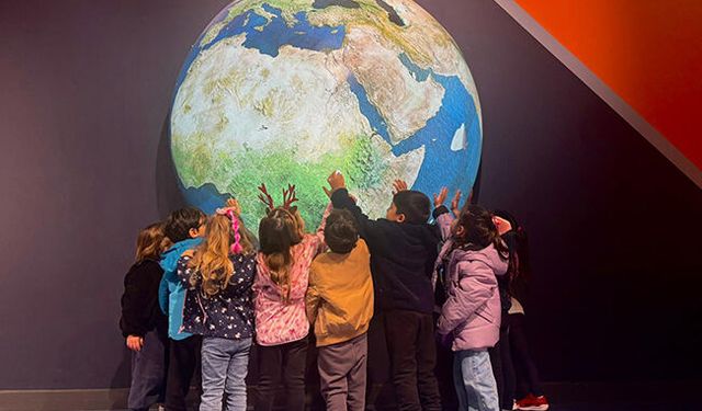 Antalya Bilim Merkezi'nde 'Pi Günü' şenliği