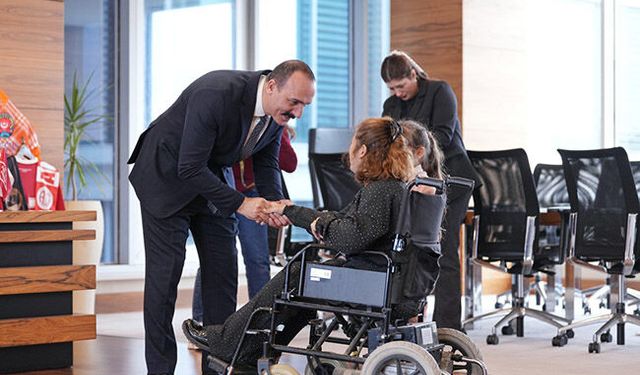 Başkan Kotan personelle bayramlaştı