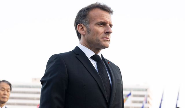 Macron: "Hürmüz Boğazı'nın askeri operasyonla açılması fikri gerçekçi değil"