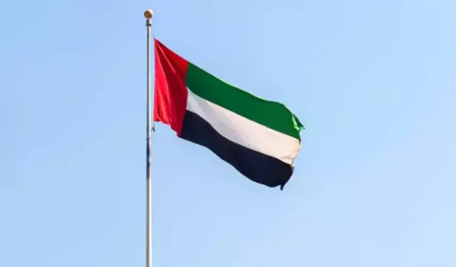 BAE: İran'ın bugün fırlattığı 19 balistik füze ve 26 İHA engellendi