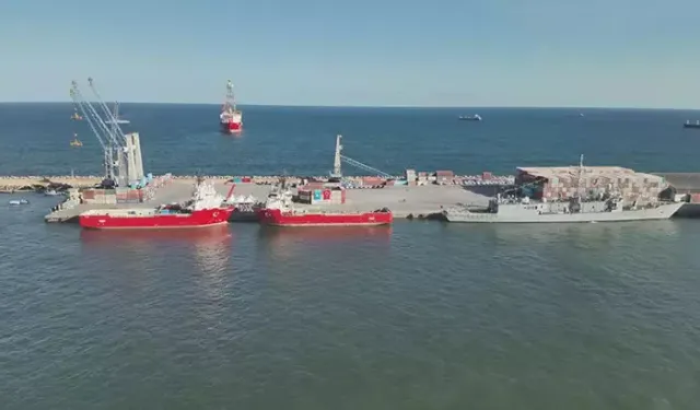 Somali’de ‘Çağrı Bey Ultra Derin Deniz Petrol Sondaj Sahası Gemi Karşılama Töreni’ düzenlendi