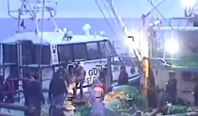 İstanbul açıklarında 200 kilo skunk ele geçirildi