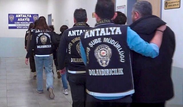Antalya merkezli operasyonda 3 kişi tutuklandı