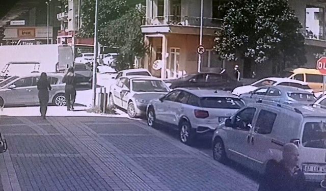 Otomobiller çarpıştı: 1 yaralı