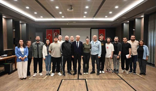 Kepez Kent Tiyatrosu ekibinden 19 Mayıs'a özel gösterim