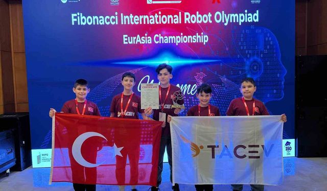 TACEV robotik takımı Avrasya ikincisi oldu Roma biletini aldı