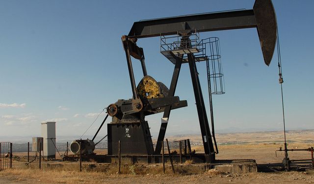 Brent petrol 90 doların altına geriledi