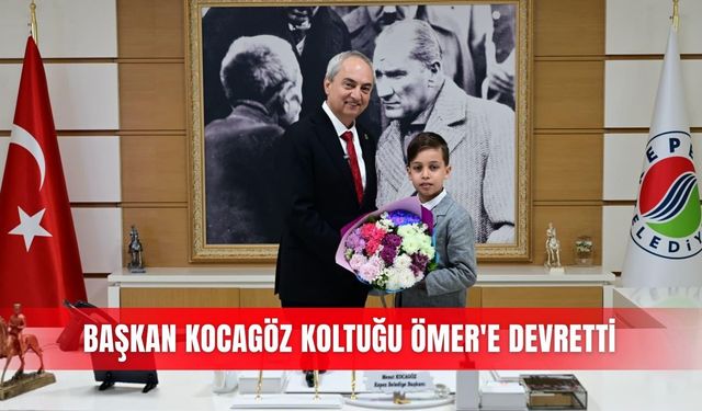 Başkan Kocagöz koltuğu Ömer'e devretti