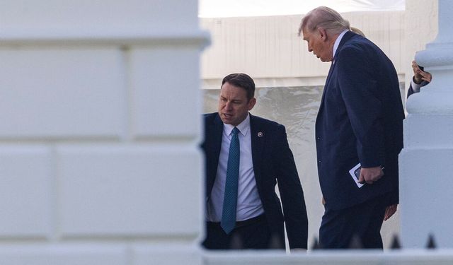 Trump, Yüksek Mahkeme duruşmasına katılan görevdeki ilk başkan oldu