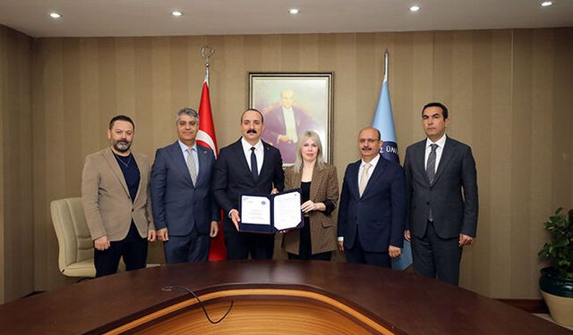 Konyaaltı’nda sanat ve sağlık buluştu: Akdeniz Üniversitesi ile protokol