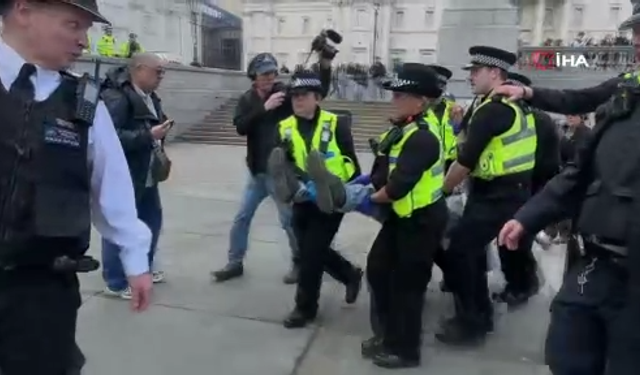 Londra'da 'Filistin’e destek gösteri'sine müdahale: 212 gözaltı