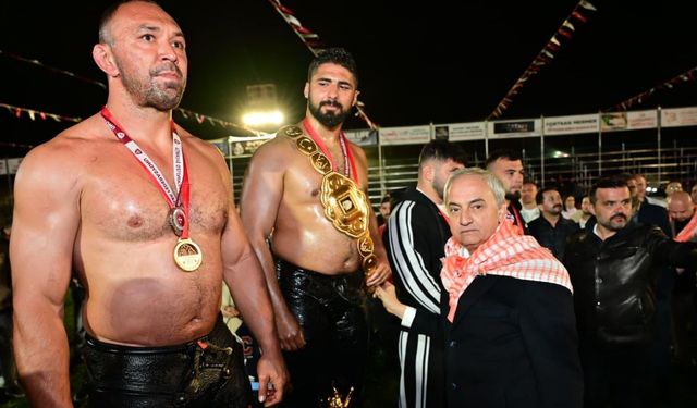 10. Kepez Belediyesi Yağlı Güreşleri’nde başpehlivan Enes Doğan oldu: Ali Gürbüz finalde sakatlandı!