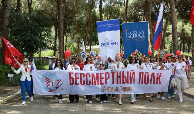 Rusya'nın Zafer Bayramı Antalya'da kutlandı