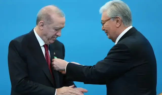 Cumhurbaşkanı Erdoğan'a Kazakistan'da 'Ahmet Yesevi Özel Devlet Nişanı'