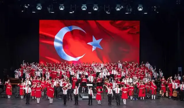 Türkiye Yüzyılının ilk orkestrası yeniden sahnede