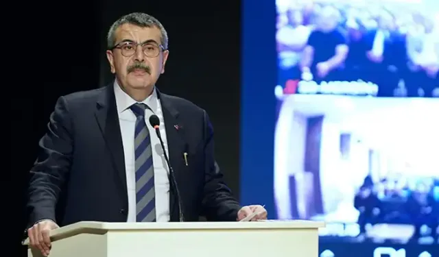 Bakan Tekin, 'Eğitim Kurumları Yönetici Yetiştirme Programı'nın ilk dersini verdi