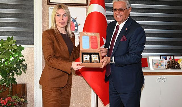 Rektör Özkan'dan Kemer Belediyesi'ne ziyaret