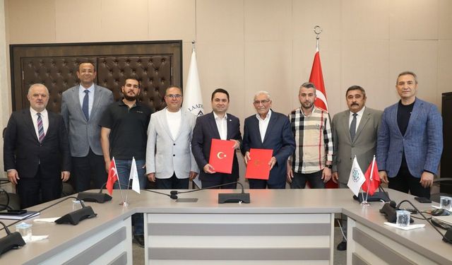 Hayırseverden ALKÜ'ye bina bağışı