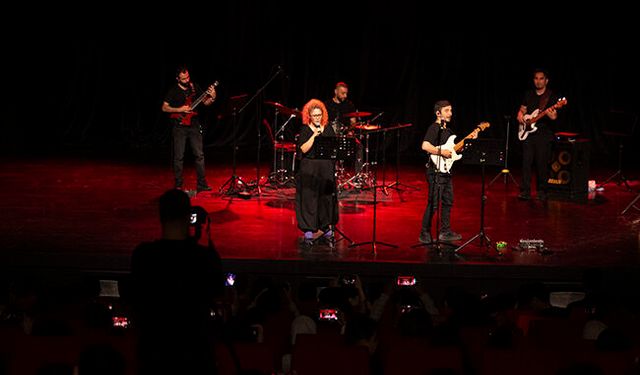 Mersin'de LGS öğrencileri için moral konseri