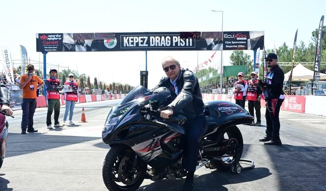 Kepez Belediye Başkanı Kocagöz, MotoDrag yarışlarında