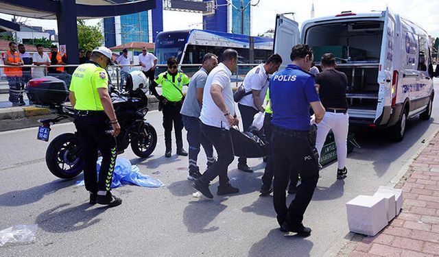 Antalya'da yolun karşısına geçen çocuk kazada hayatını kaybetti