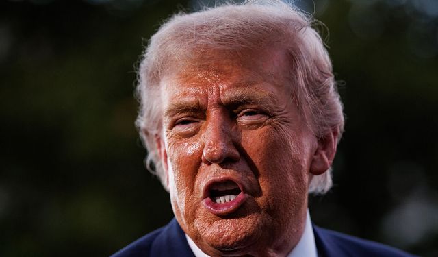 Trump: "Petrol yüklü gemiler Hürmüz Boğazı'ndan geçmeye başladı