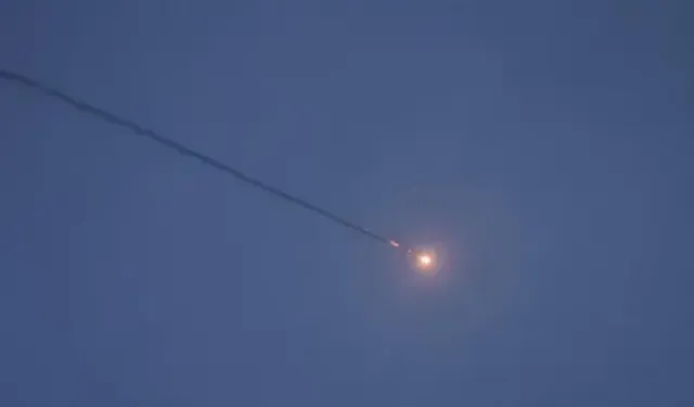İsrail, İran'a saldırılarında petrokimya tesisini vurdu