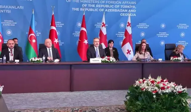 Türkiye-Azerbaycan-Gürcistan Üçlü Dışişleri Bakanları Toplantısı İstanbul'da başladı
