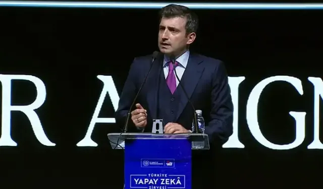 Bayraktar: Makinelerin ve makine insanların istilası ile karşı karşıyayız