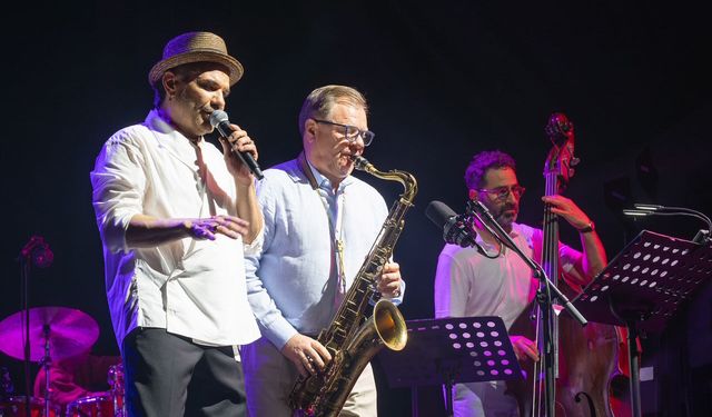 9. Antalya Akra Caz Festivali Kenan Doğulu ile başladı