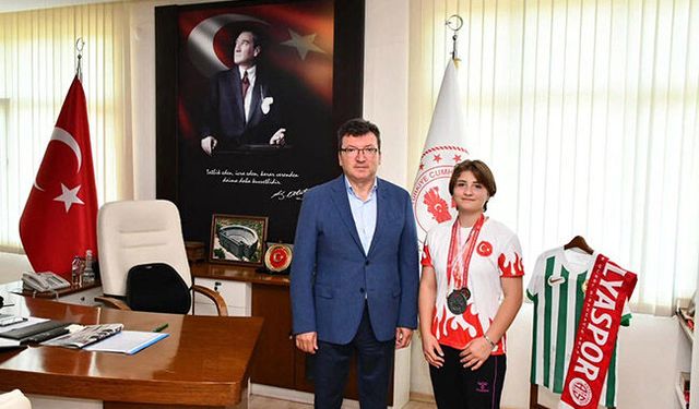 Serik'in gururu Ayşe Büyükkaçar
