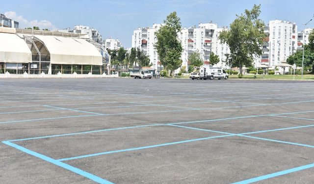 Kepez'de 29 yıllık pazarda yenileme mesaisi