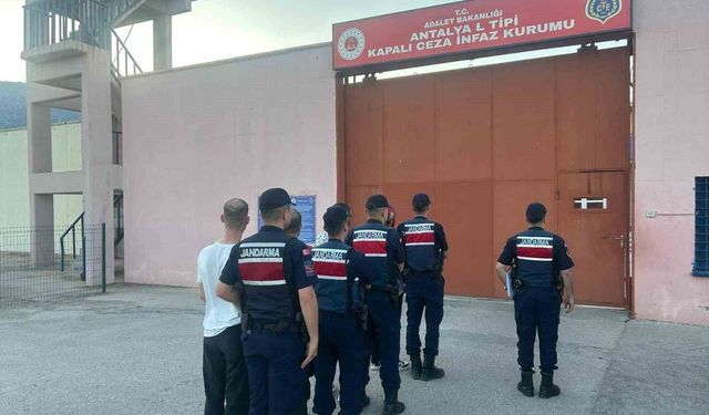Uyuşturucu operasyonunda 4 şüpheli tutuklandı