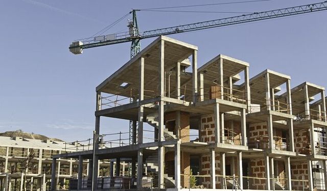 ANTALYA VAKIFLAR BÖLGE MÜDÜRLÜĞÜNDEN KAT KARŞILIĞI İNŞAAT YAPIM İŞİ İHALE İLANI