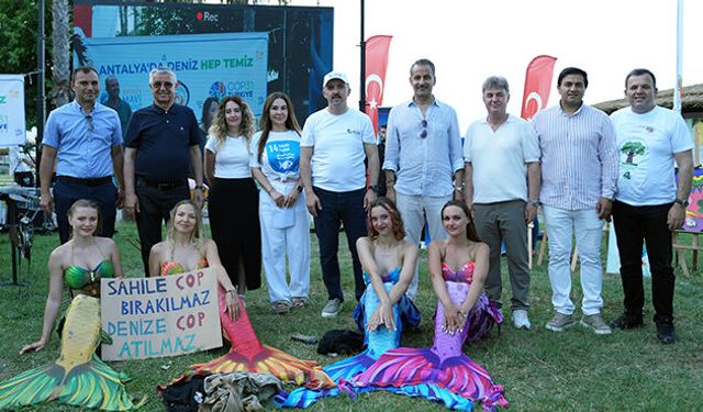 Deniz kızlarından su altı temizliği