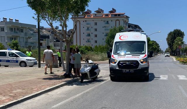 Gazipaşa'da sürücü motosikletten düştü