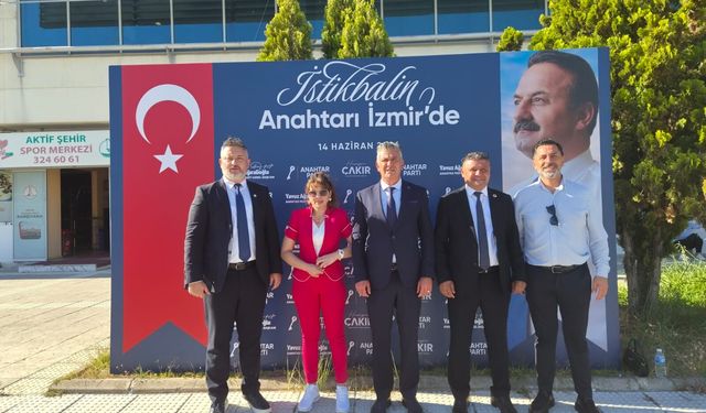 Muratpaşa teşkilatı İzmir programına katıldı
