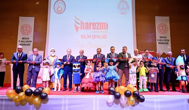Antalya'da Harezmi Yıl Sonu Bilim Şenliği
