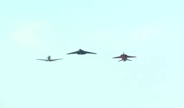 TUSAŞ’ta milli hava araçları uçuş gösterisi düzenledi