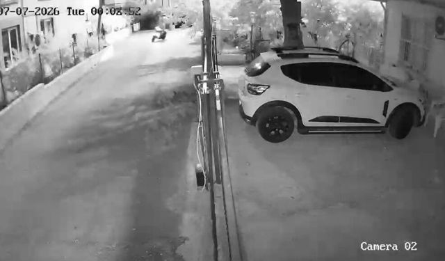 Gece yarısı patlatılan havai fişek, mahalleyi ayağa kaldırdı