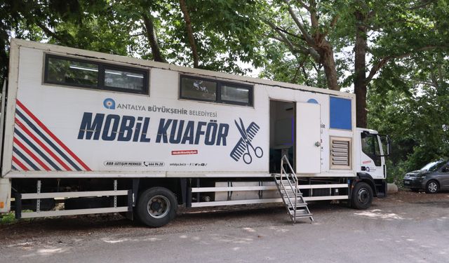 Büyükşehir'in Mobil Kuaför TIR'ı yaylalarda hizmet veriyor