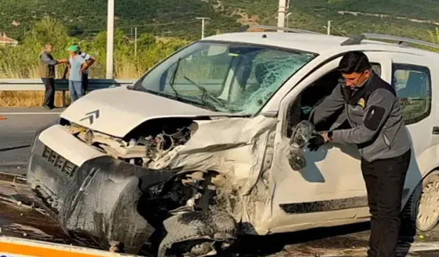 Afyonkarahisar'da kaza: 1 ölü, 5 yaralı